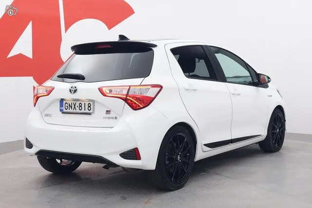 Toyota Yaris 1,5 Hybrid GR-Sport 5ov - / Peruutuskamera / Täysmerkkikirja / Sporttipenkit Image 5