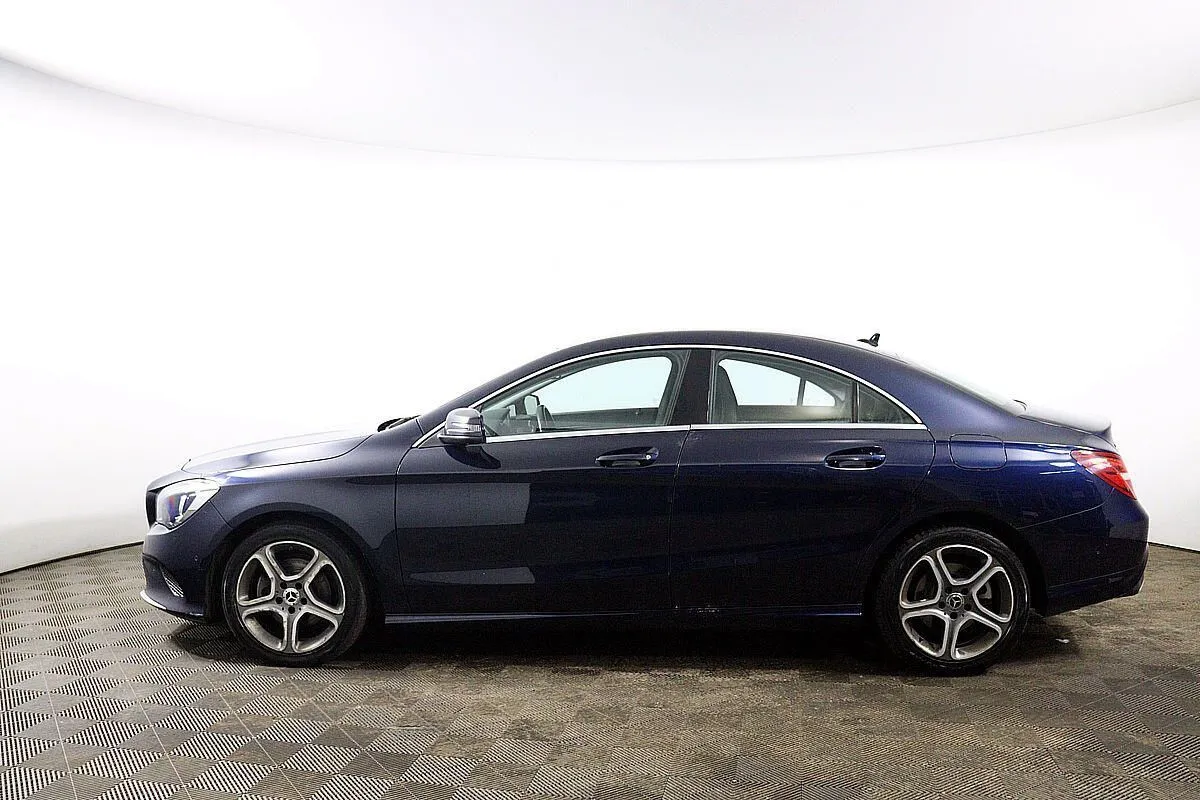 Mercedes-Benz CLA-Class Image 8