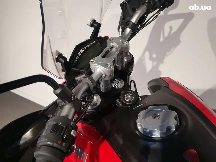 Ducati Hyperstrada Image 2